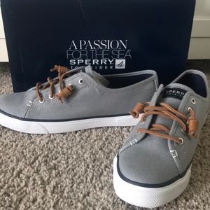 BRAND NEW W/BOX Sperry Topsiders Sneakers